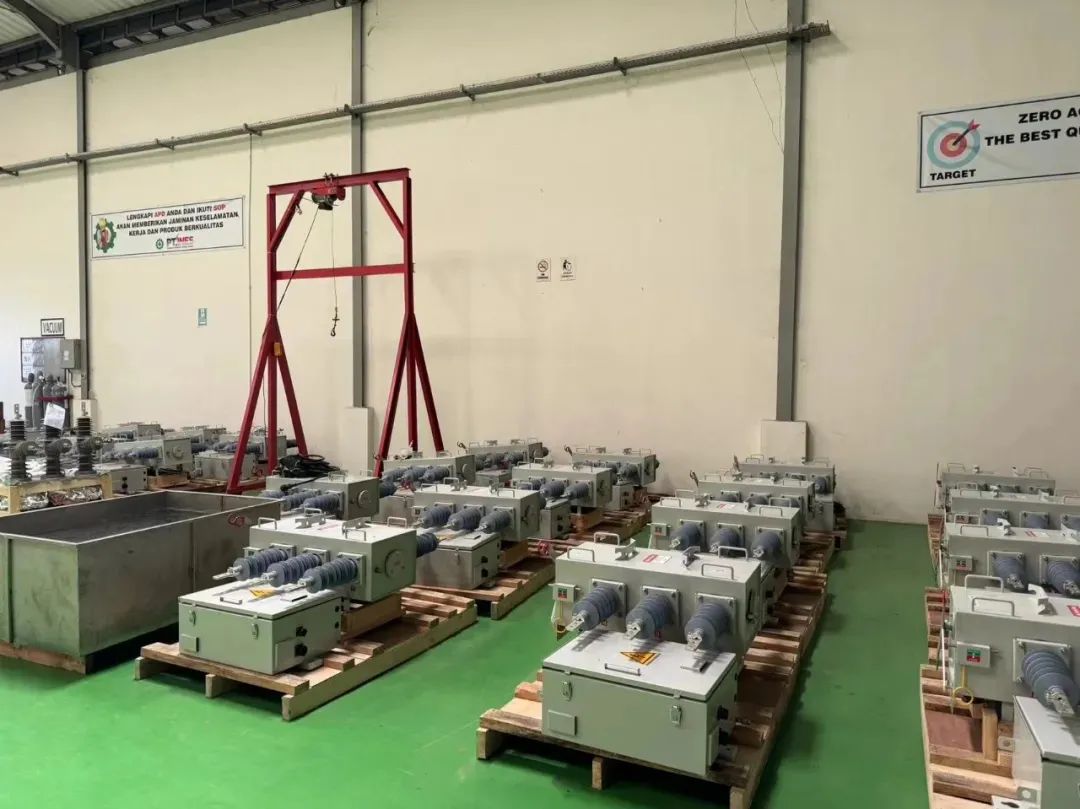 Malaysian agents made a special visit to discuss overseas digital innovation blueprint Agen Malaysia melakukan kunjungan khusus untuk membahas cetak biru inovasi digital luar negeri